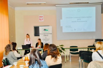Zdjęcie artykułu Spotkanie informacyjne dla pracodawców zainteresowanych skorzystaniem ze środków Krajowego Funduszu Szkoleniowego